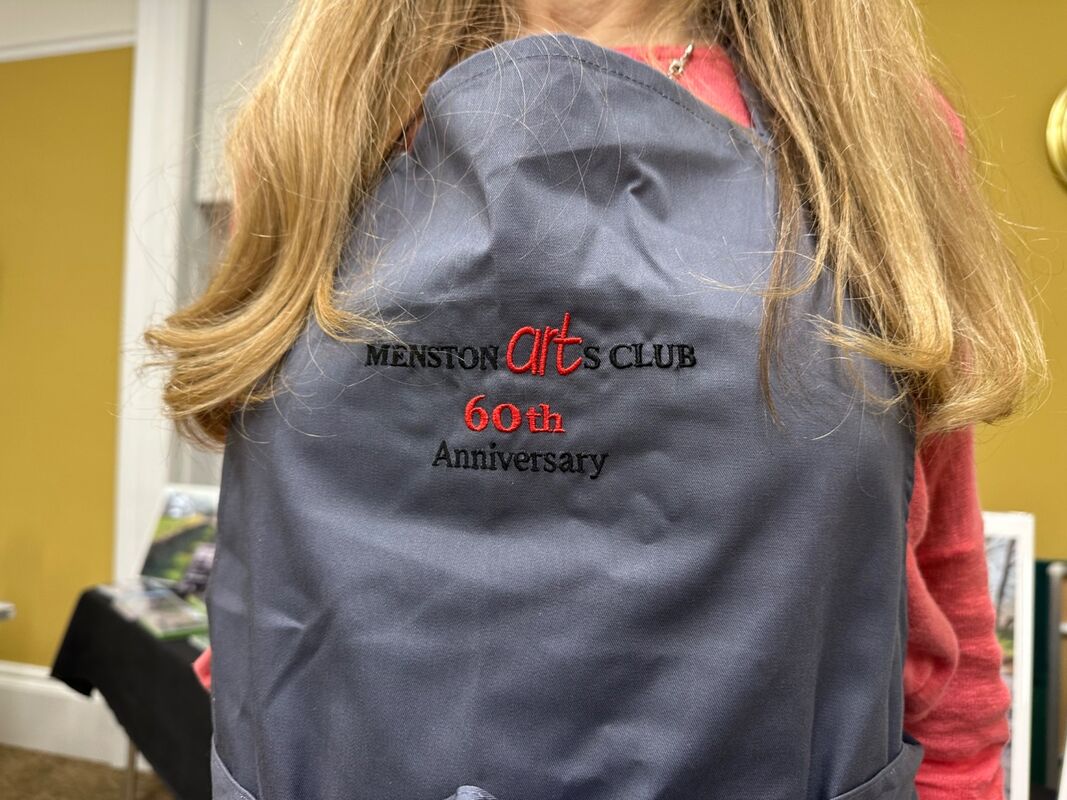 Club apron