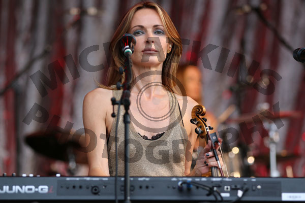 Sharon Corr (The Corrs)