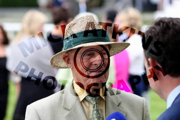 BOYCOTT Sir Geoffrey (1)