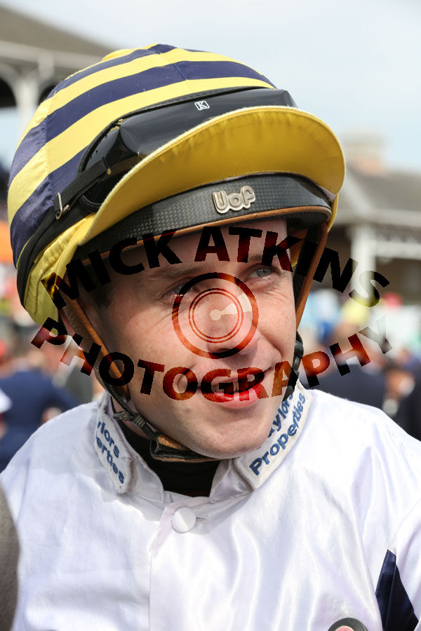 ROCHE Leigh