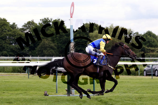 Race 1 - Blue Medici (11)