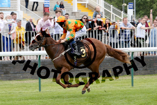 Race 1 - Love De Vega (7)
