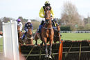Race 1 - Mon Port (3)