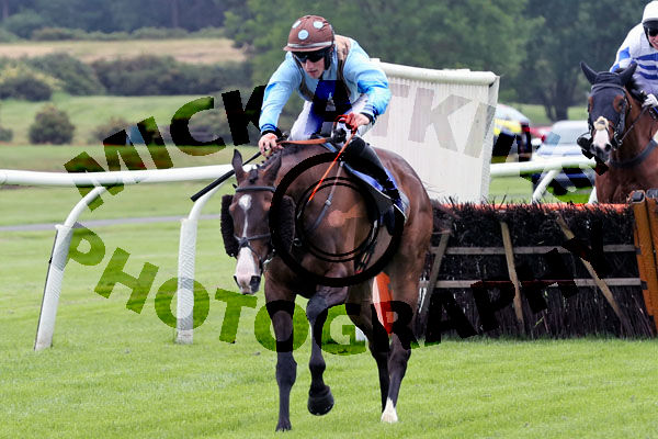 Race 1 - Red Royalist (8)