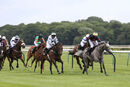 Race 1 - Shining Aitch (3)