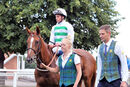Race 2 - Madame Ambassador (21)