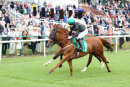 Race 3 - Mr Strutter (8)