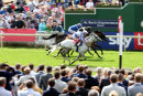Race 3 - Thundering Blue (7)