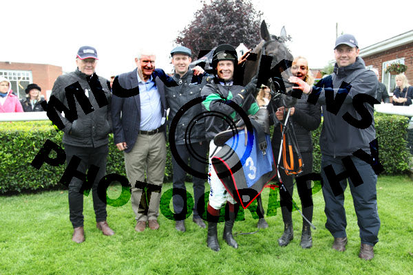 Race 4 - Angel Of Harlem (11)