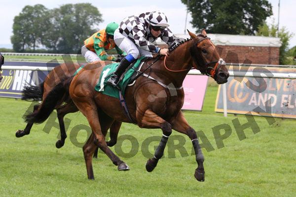 Race 4 - Eastern Racer (10)