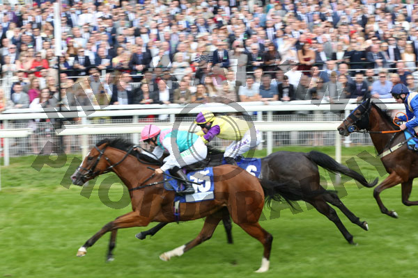 Race 4 - Encrypted (6)