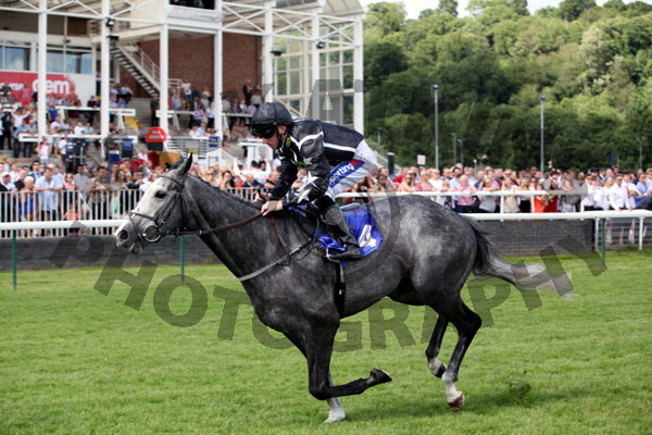 Race 4 - George Bowen (11)