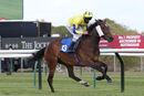 Race 4 - Something Enticing (9)