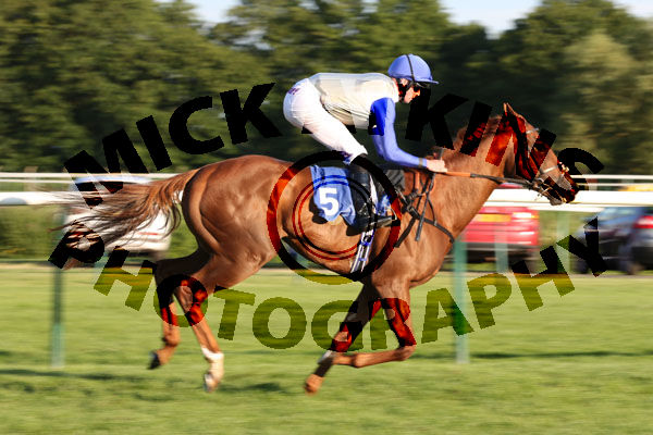 Race 5 - Chance (9)