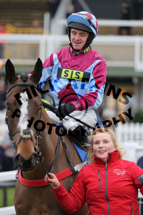 Race 5 (3) - Johnny Yuma