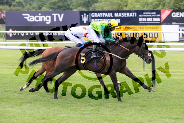 Race 7 - Steel An Icon (9)