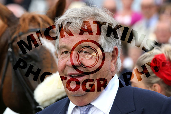 STOUTE Sir Michael (5)