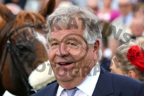STOUTE Sir Michael (5)