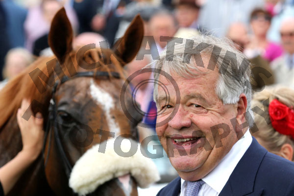 STOUTE Sir Michael (4)
