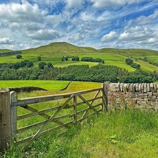 Gateway to the Peak District v2