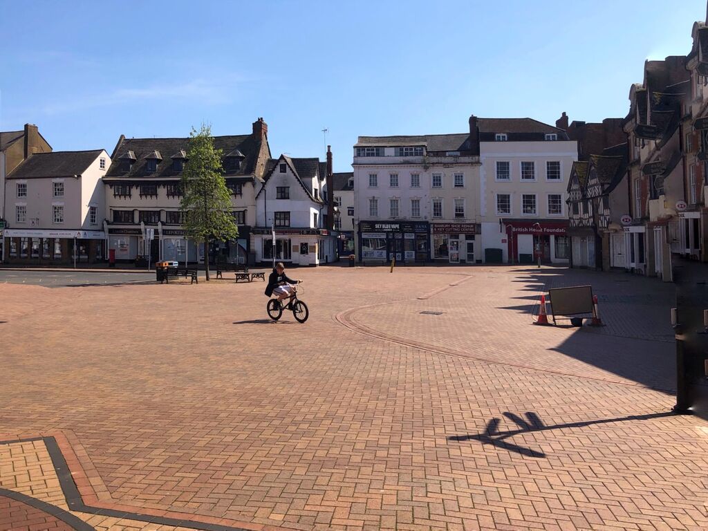 Banbury Market Place, 2pm, 26th April 2020.