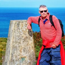Yours Truly at the summit of Dinas Island