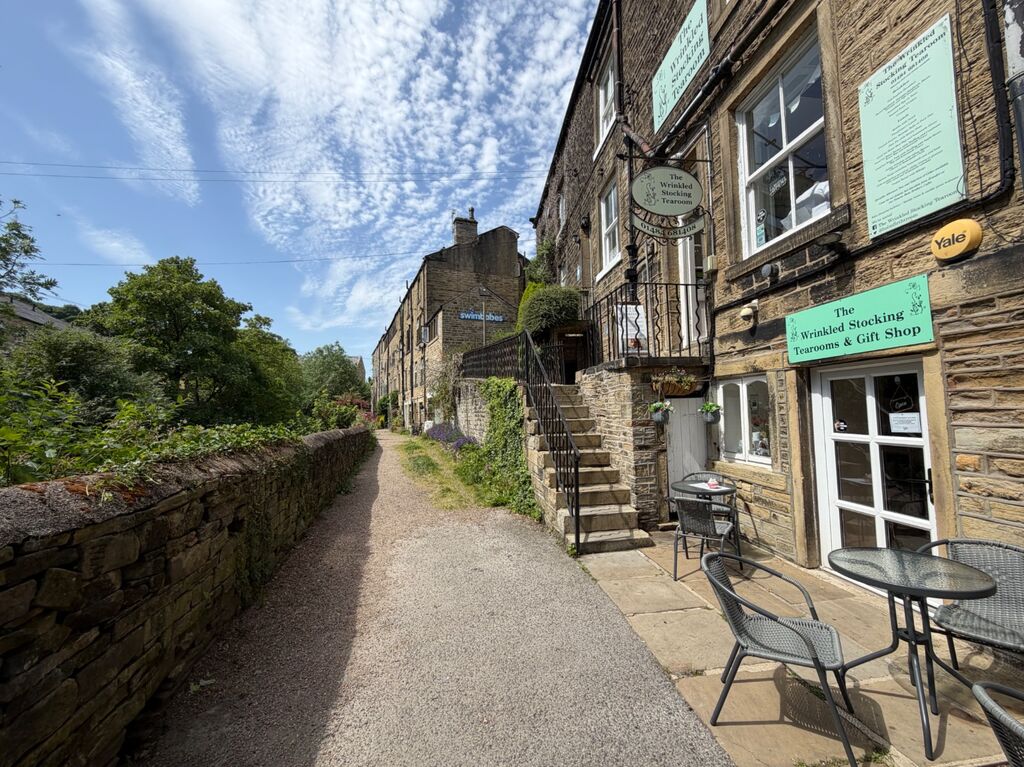 The Norah Batty Steps, Holmfirth