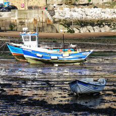 On the Beach at Staithes