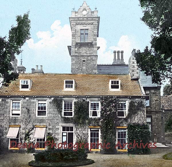 2025-06-26-0005-La-Seigneurie-Sark-in-the-early-20th-Century