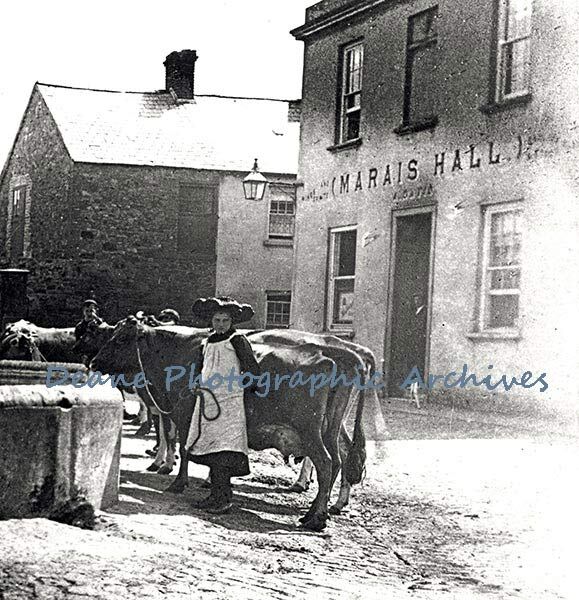 Marais Square zoom 1