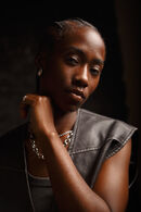 Be Unique - K.Wright