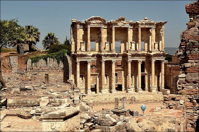 Ephesus Teatro Turkey - Roy Parsons