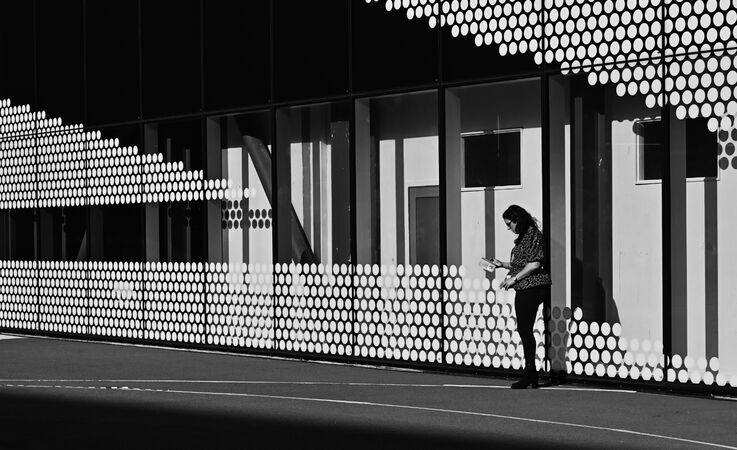 Graphic Pause - Ray Benn