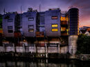 Modern Living 80's Style - Luciano Ocesca