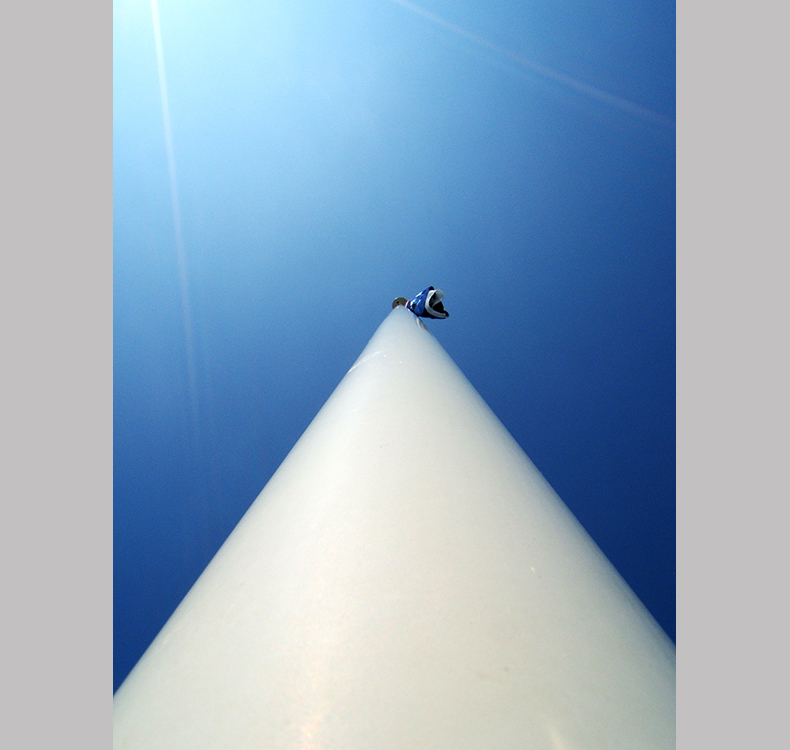 Blue flag at the top Keith 1