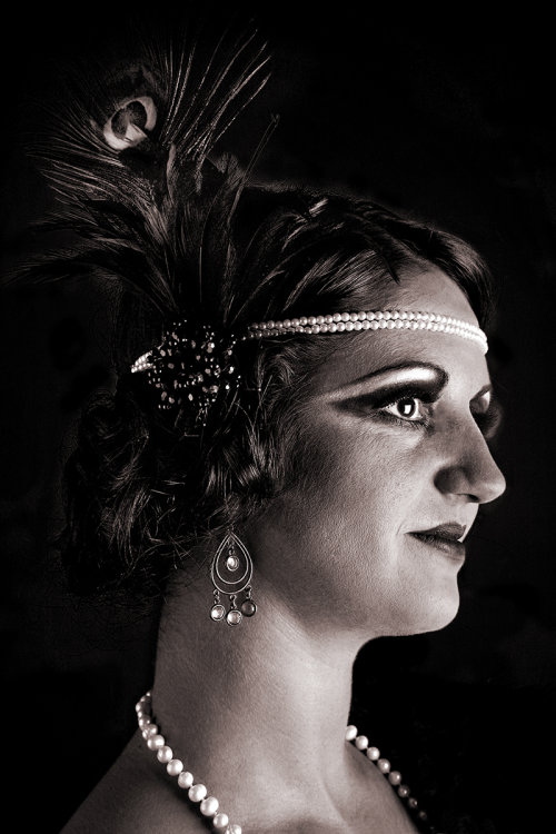 1920s debutante