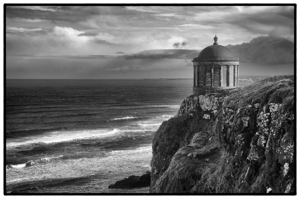 Mussenden Temple 1