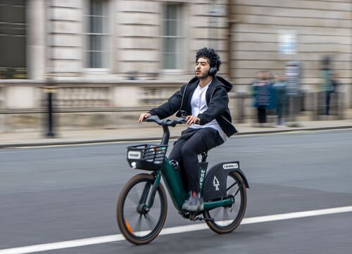 Momentum In Motion.  Photographer:  Keith Upton