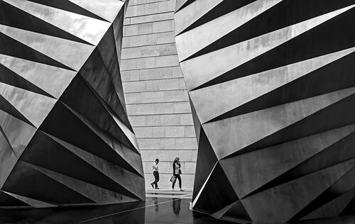 You Talking to Me?. Photographer: Peter Wills