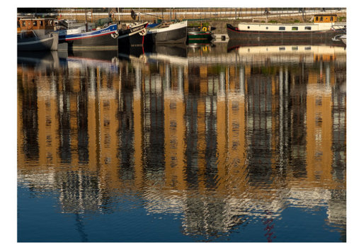 Light Refraction. Photographer: Mike Cole