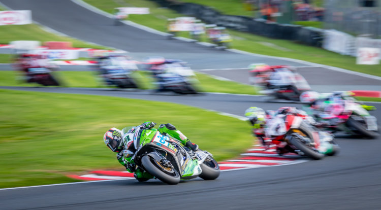 LEON LEADS