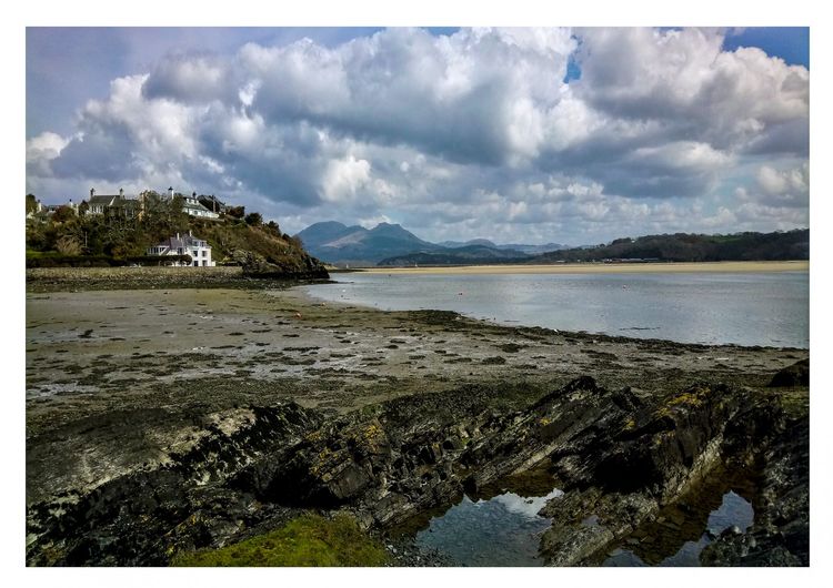 Borth-y-Gest