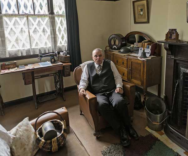 GEORGE'S PARLOUR