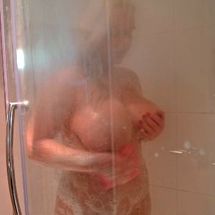 Jas - Steamy shower