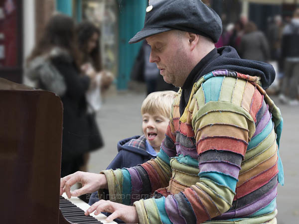 Mr Piano Man