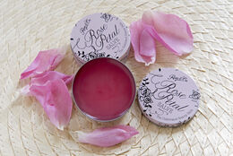 Ethical cosmetics, lip salve with rose petals