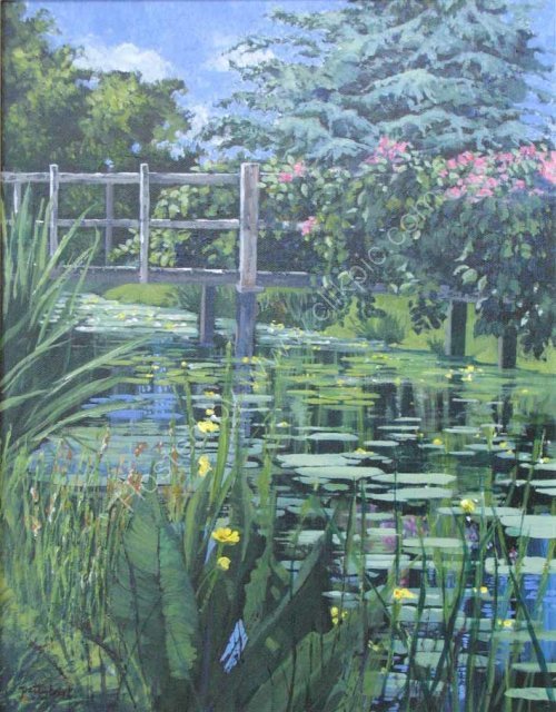 Hever Castle Moat : £175