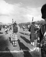 112 Pipers at Maytime Festival