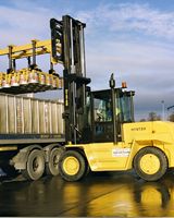 95 New vehicle for loading kegs in use at Harp