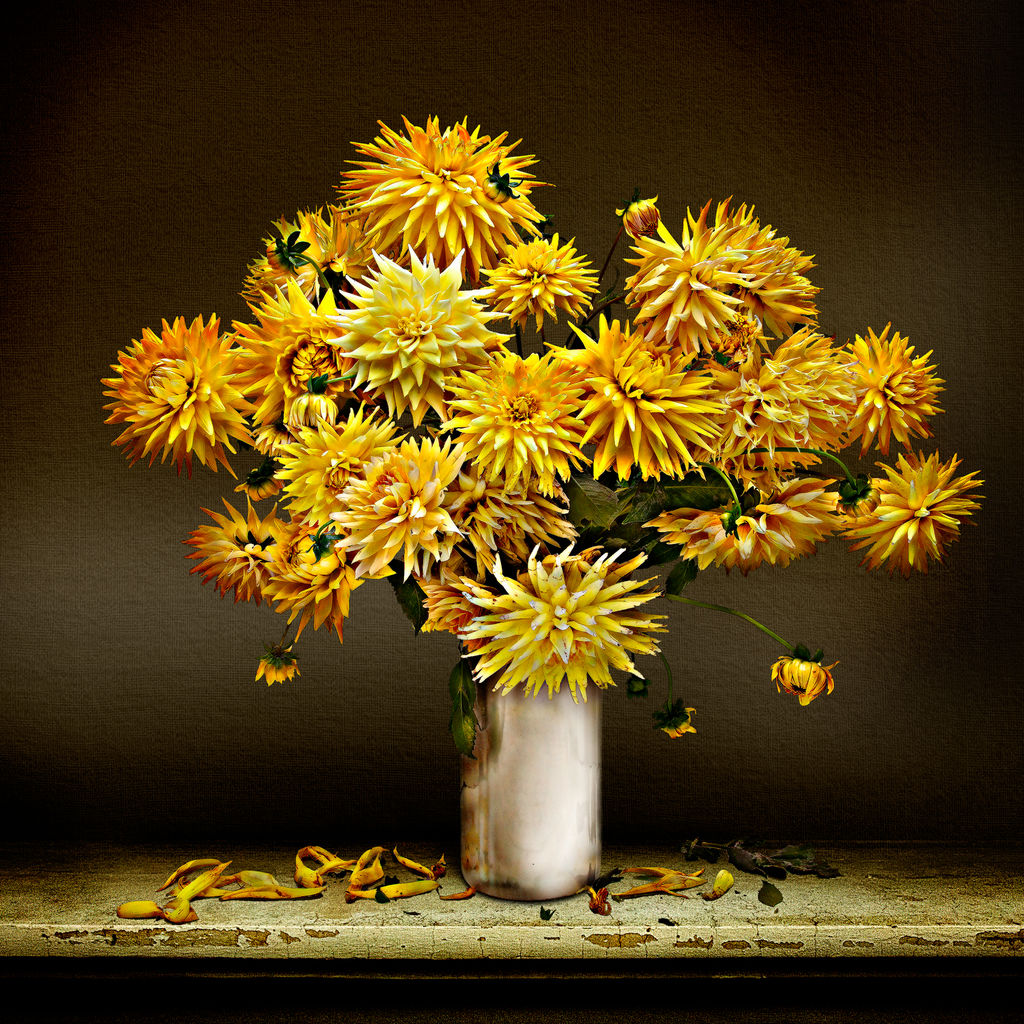 Dahlia Vase